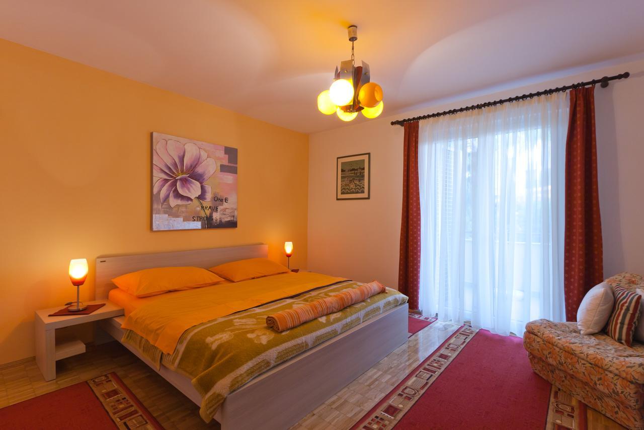 Apartments Neda Пореч Екстериор снимка